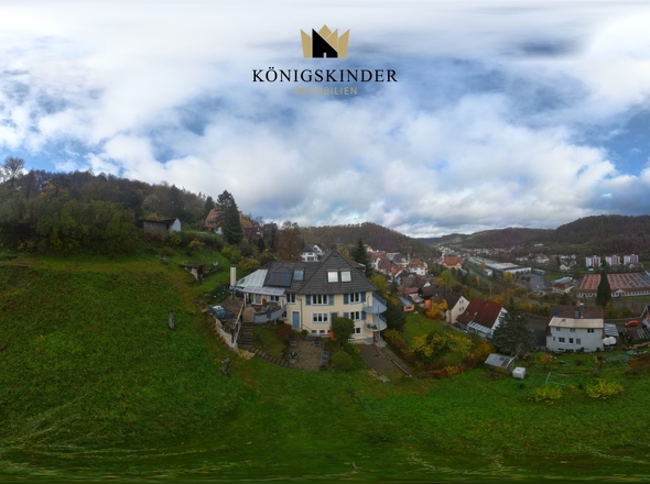 eingebettet in eine charaktervolle Landschaft