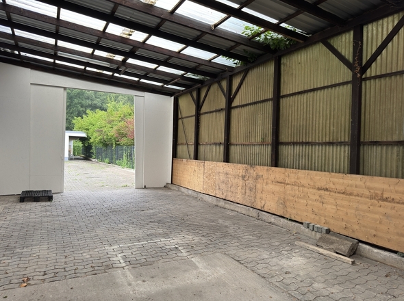 Überdachte Anlieferung