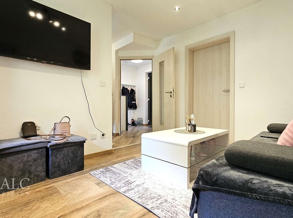 Wohnung - Wohnzimmer 1