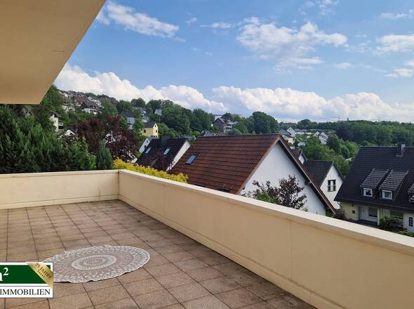 großer Balkon 1