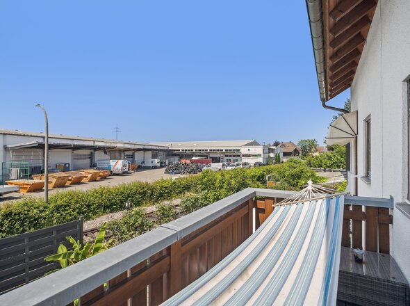 backbone_550440-A_010_WEB