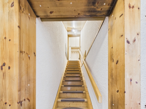 Treppenaufgang Hausflur