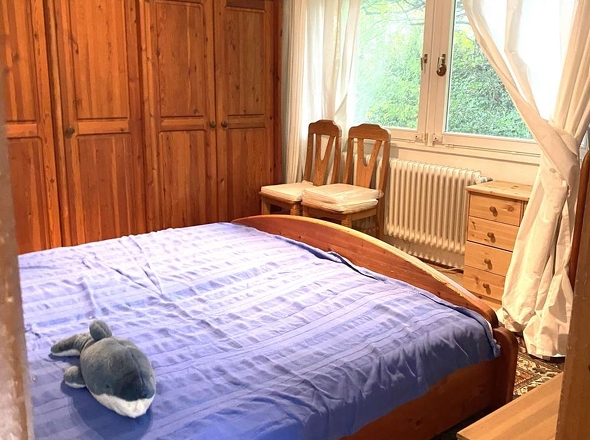 Schlafzimmer 1 