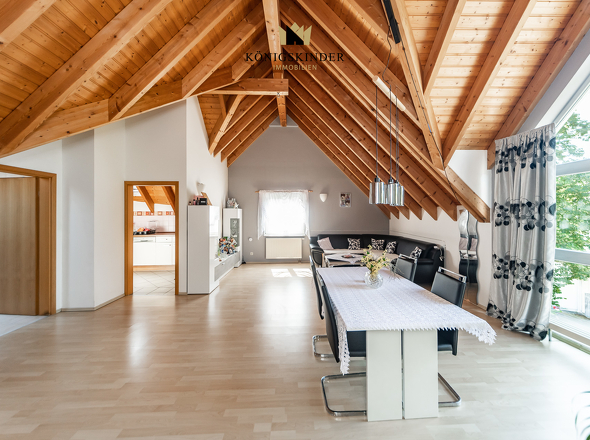 Wohn- Essbereich (2) DG