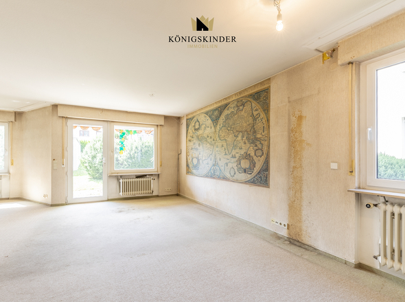 Lichtdurchflutetes Wohnzimmer