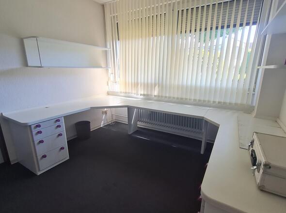 Erdgeschoss  Büro