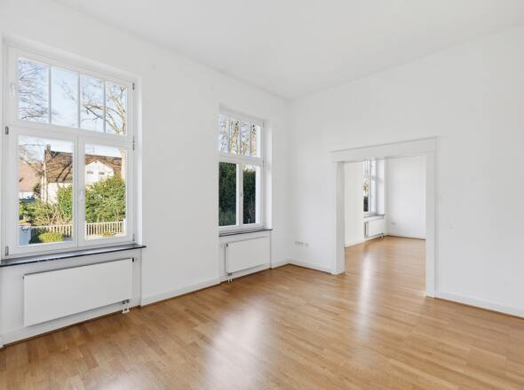 Wohn-/Esszimmer EG-Wohnung