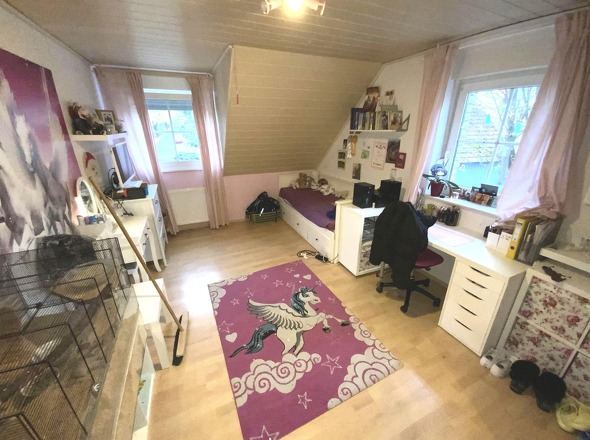 2. Kinderzimmer im Dachgeschoss