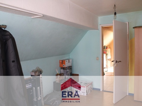 Kinder-/ Arbeitszimmer