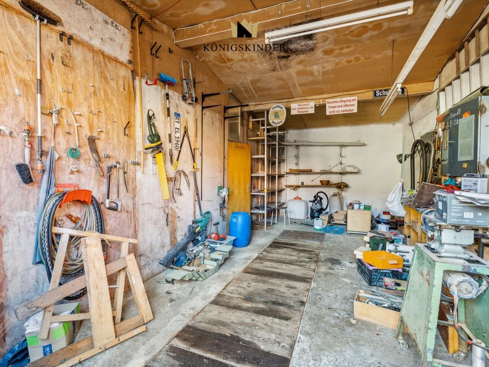 Schraubergarage mit integrieret Montagegrube...