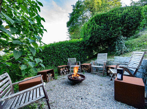 Aussenbereich Feuerstelle Cortenstahl 3