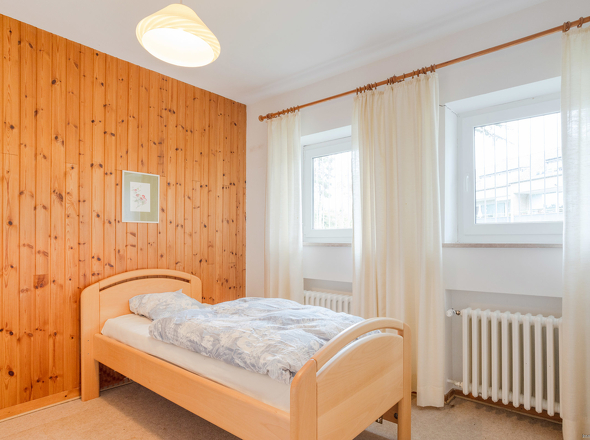 Schlafzimmer 1 EG