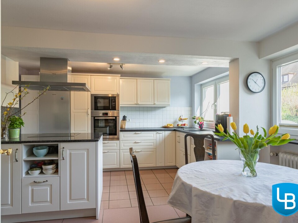 Küche mit Kochinsel