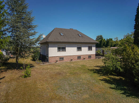 Vorderansicht linke Seite oben