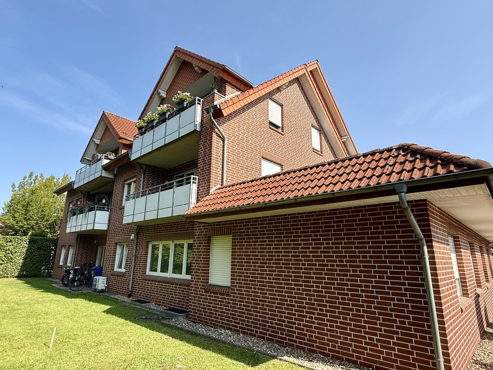 Hausansicht Balkonseite