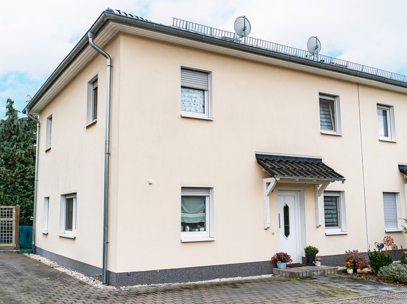 Doppelhaushälfte links