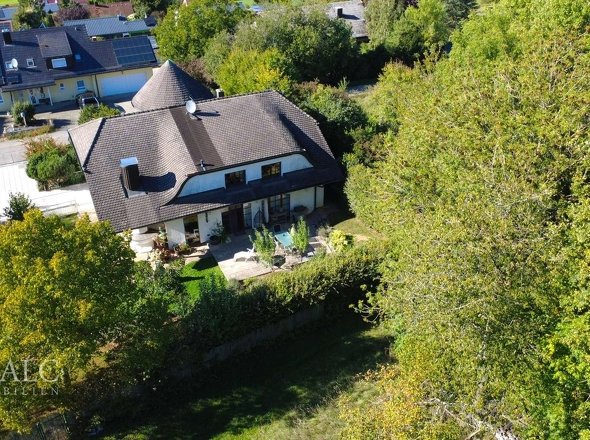 Von den Nachbarn nicht einsehbar 