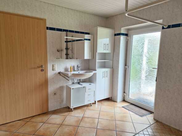 Bad 1, behindertengerechtes 