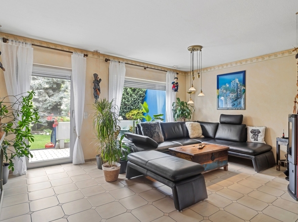 Wohnbereich mit Kamin