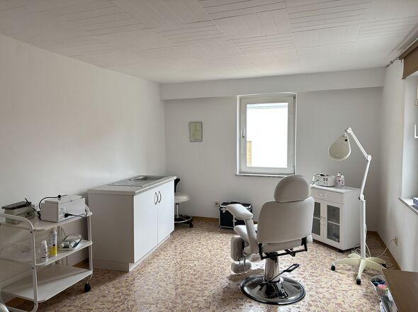 Zimmer_2 EG (bisher Gewerbe)