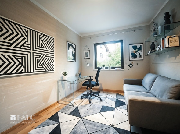 Arbeits- / Kinderzimmer