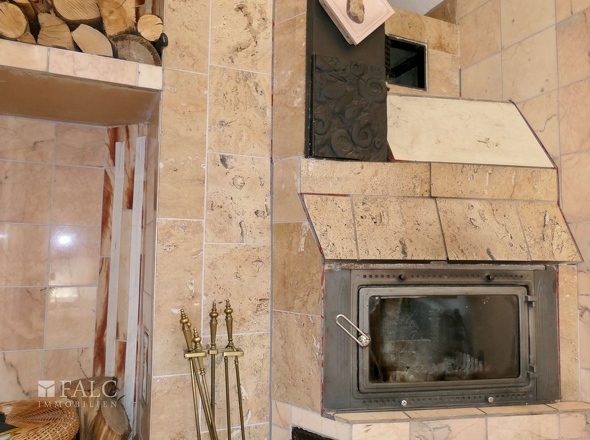 OG: Wohnzimmer mit Kaminofen