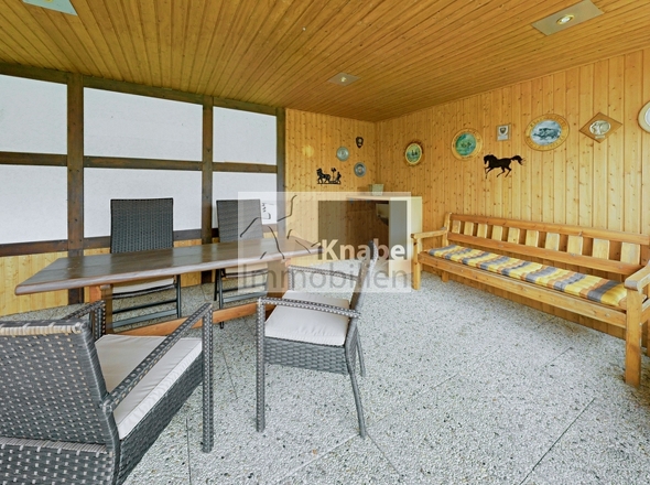 überdachte Terrasse