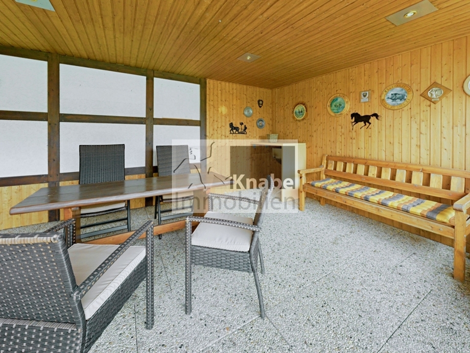 überdachte Terrasse