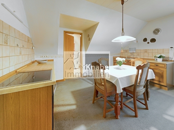 Küche mit Essbereich