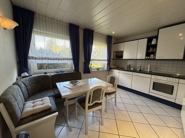 Großzügige Wohnküche