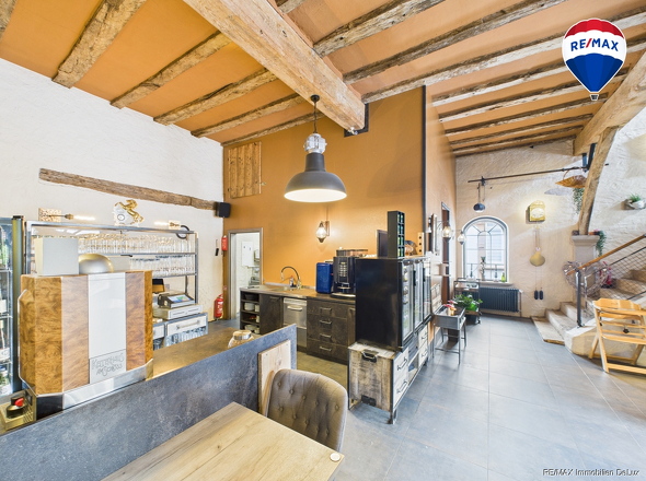 RE/MAX Immobilien DeLux Kelterhaus Gaststätte am Schloss Ayl