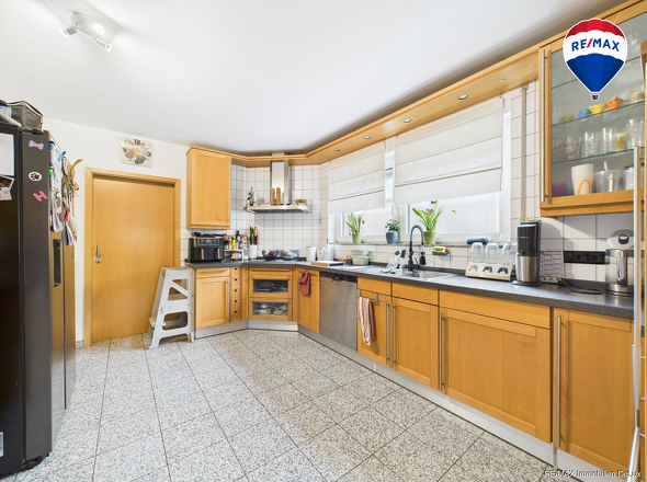 RE/MAX Immobilien DeLux Einfamilienhaus Mettlach-Weiten Küche