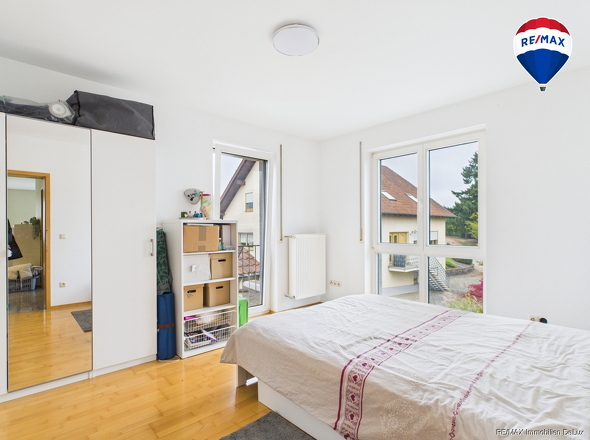 RE/MAX Immobilien DeLux Einfamilienhaus Mettlach-Weiten Schlafzimmer