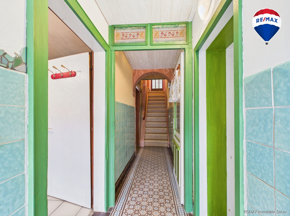 RE/MAX Immobilien DeLux Einfamilienhaus Mettlach-Dreisbach Eingangsflur