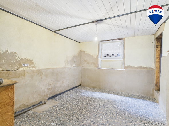 RE/MAX Immobilien DeLux Einfamilienhaus Mettlach-Dreisbach Zimmer