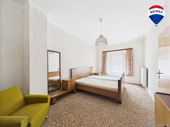 RE/MAX Immobilien DeLux Haus in Losheim am See/ Bachem 