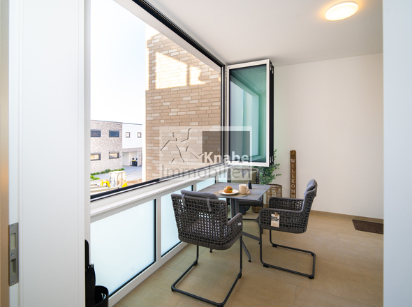 Freisitz mit faltbarer Fensterfront