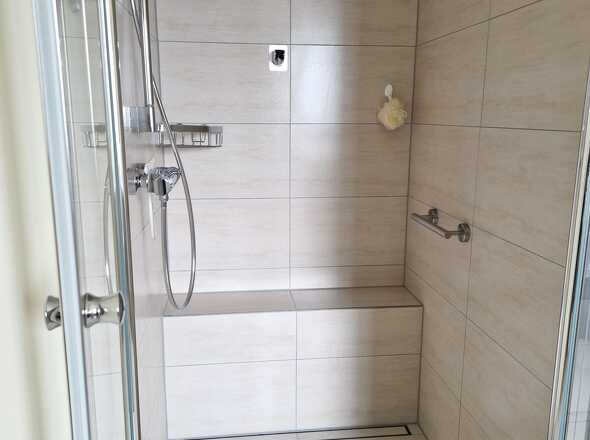 Badezimmer 1, Dusche