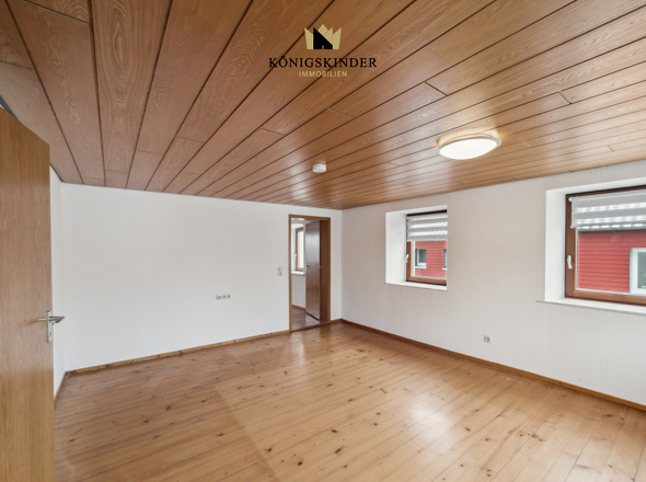 Solide Fensterlösung vereint natürliche Optik und technische Funktionalität