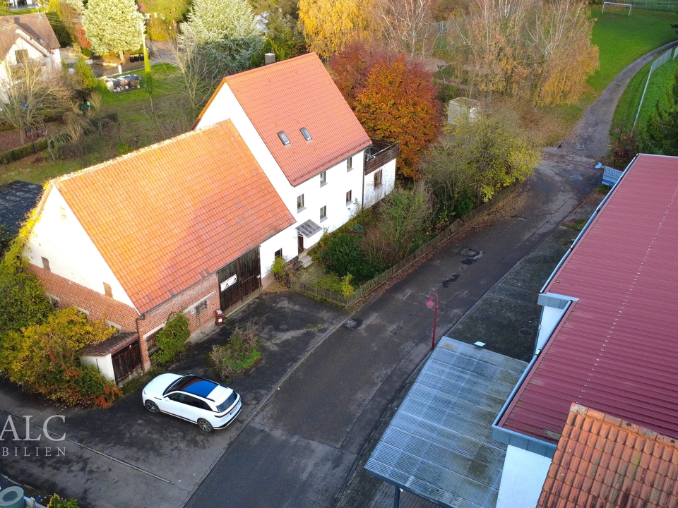 Ihr Eigenheim mit Scheune