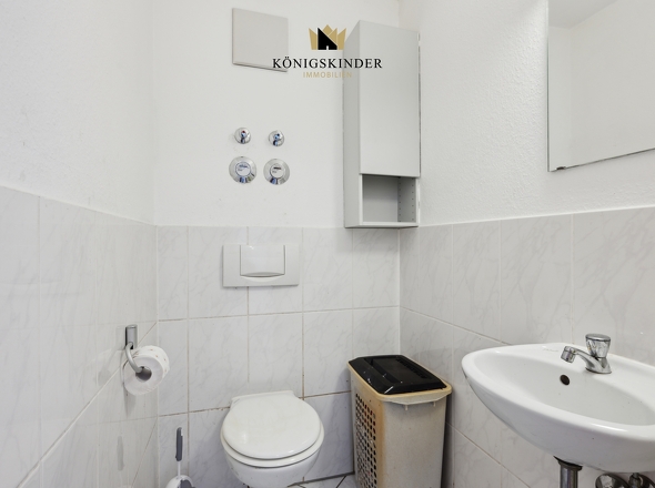 Ein separates WC erhöht den Komfort der Pflegeroutine. 