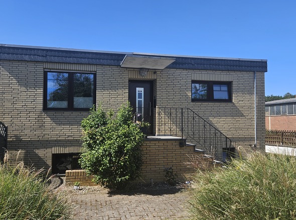 Bungalow Vorderansicht