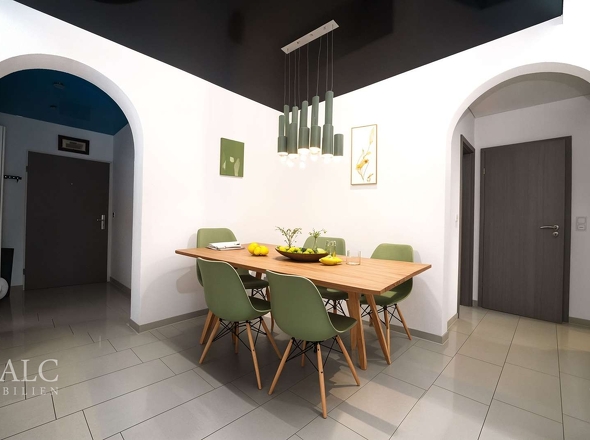 Am Tisch findet jeder Platz!