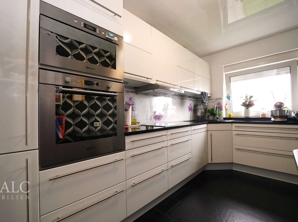 Moderne Einbauküche