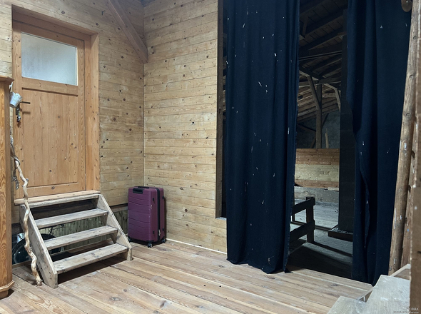 Büro und Zugang zum Trockenboden