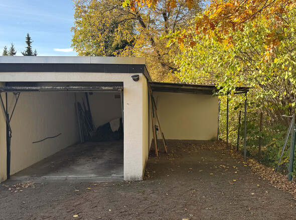 Garage und Carport