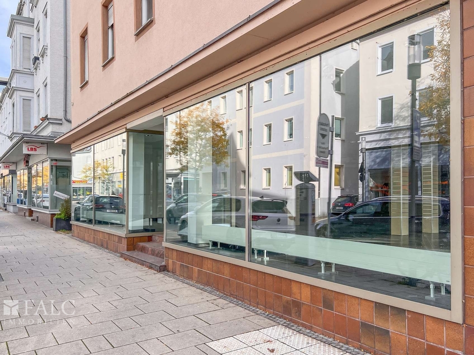 Ladenfläche mit Schaufensterfront in zentraler Lage