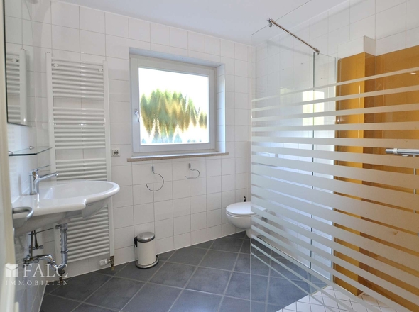 Badezimmer EG