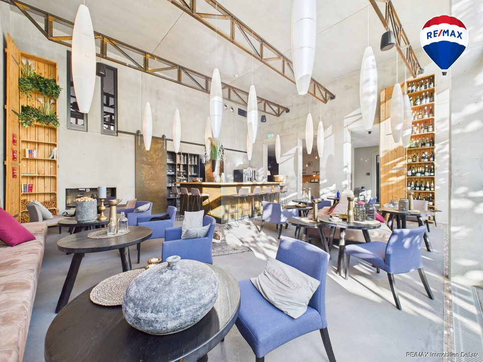 REMAX Immobilien DeLux Hotel Lounge Wallerfangen Mark Borowicz