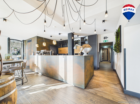 REMAX Immobilien DeLux Hotel Lounge Wallerfangen Mark Borowicz